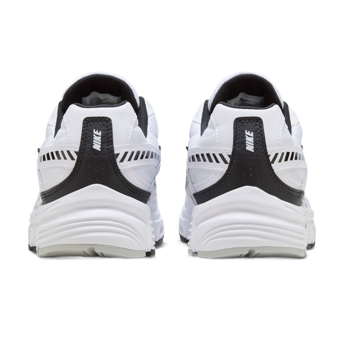 NIKE INITIATOR