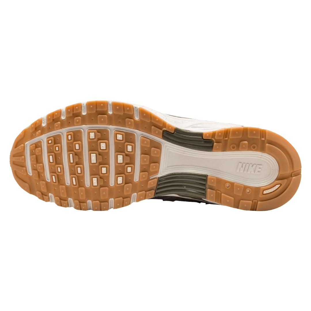 W NIKE P-6000
