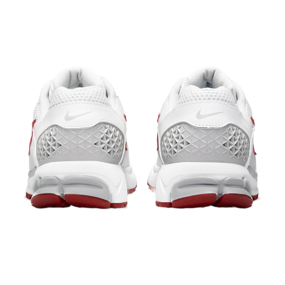 NIKE ZOOM VOMERO 5