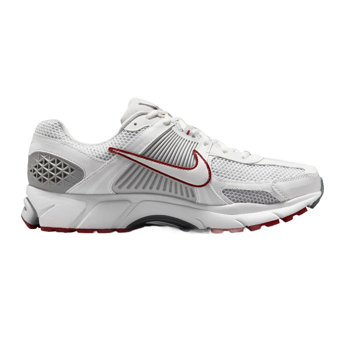 NIKE ZOOM VOMERO 5