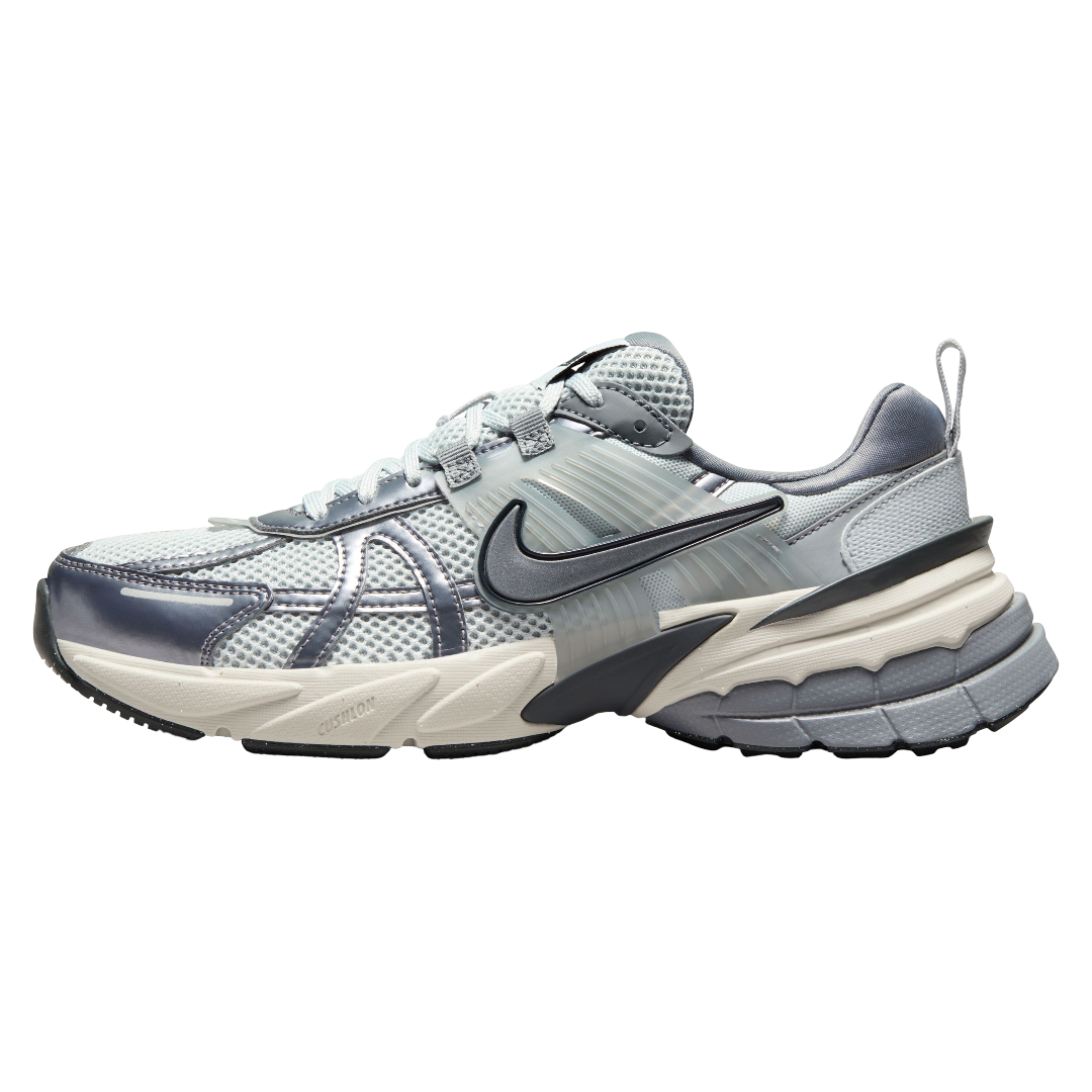 W NIKE V2K RUN