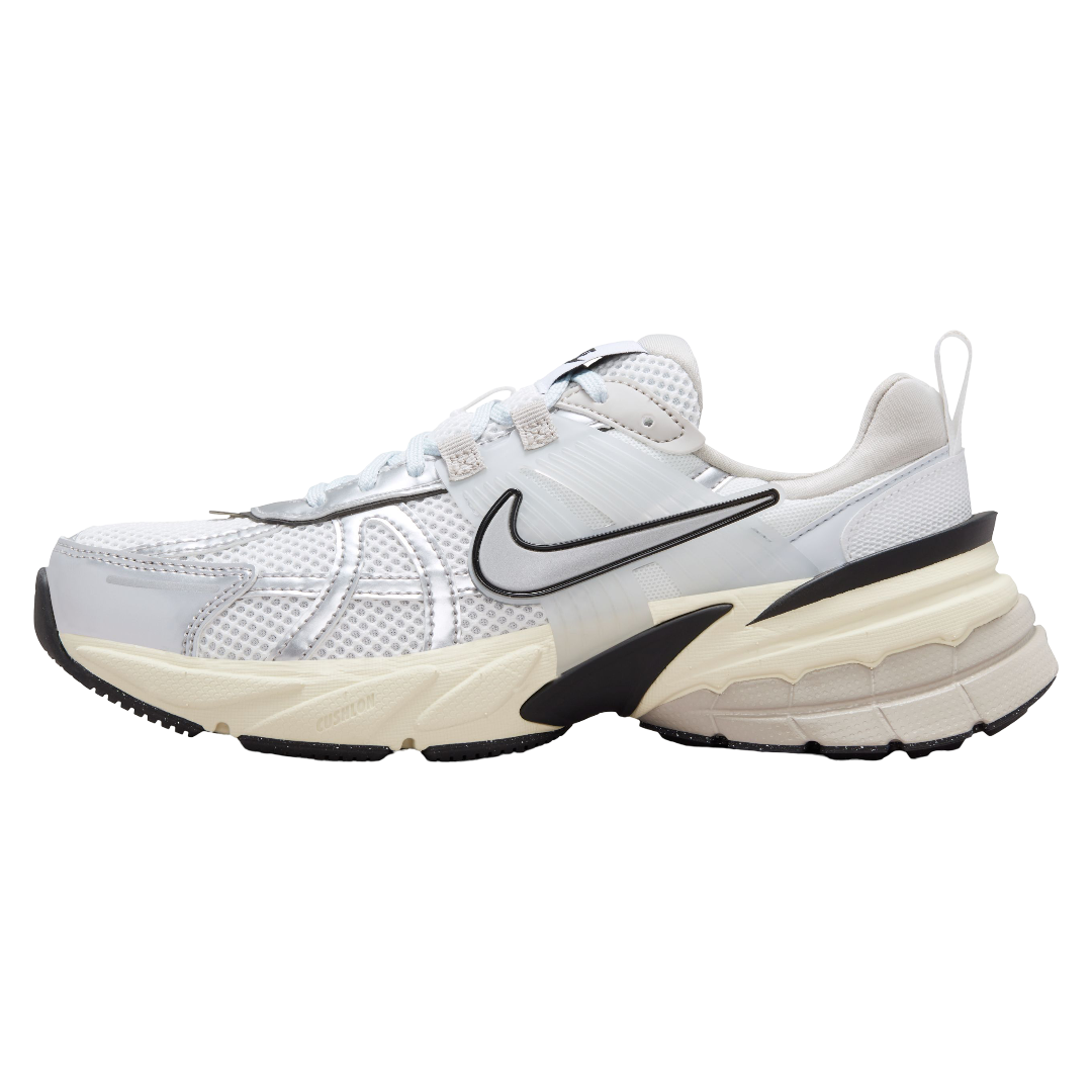W NIKE V2K RUN