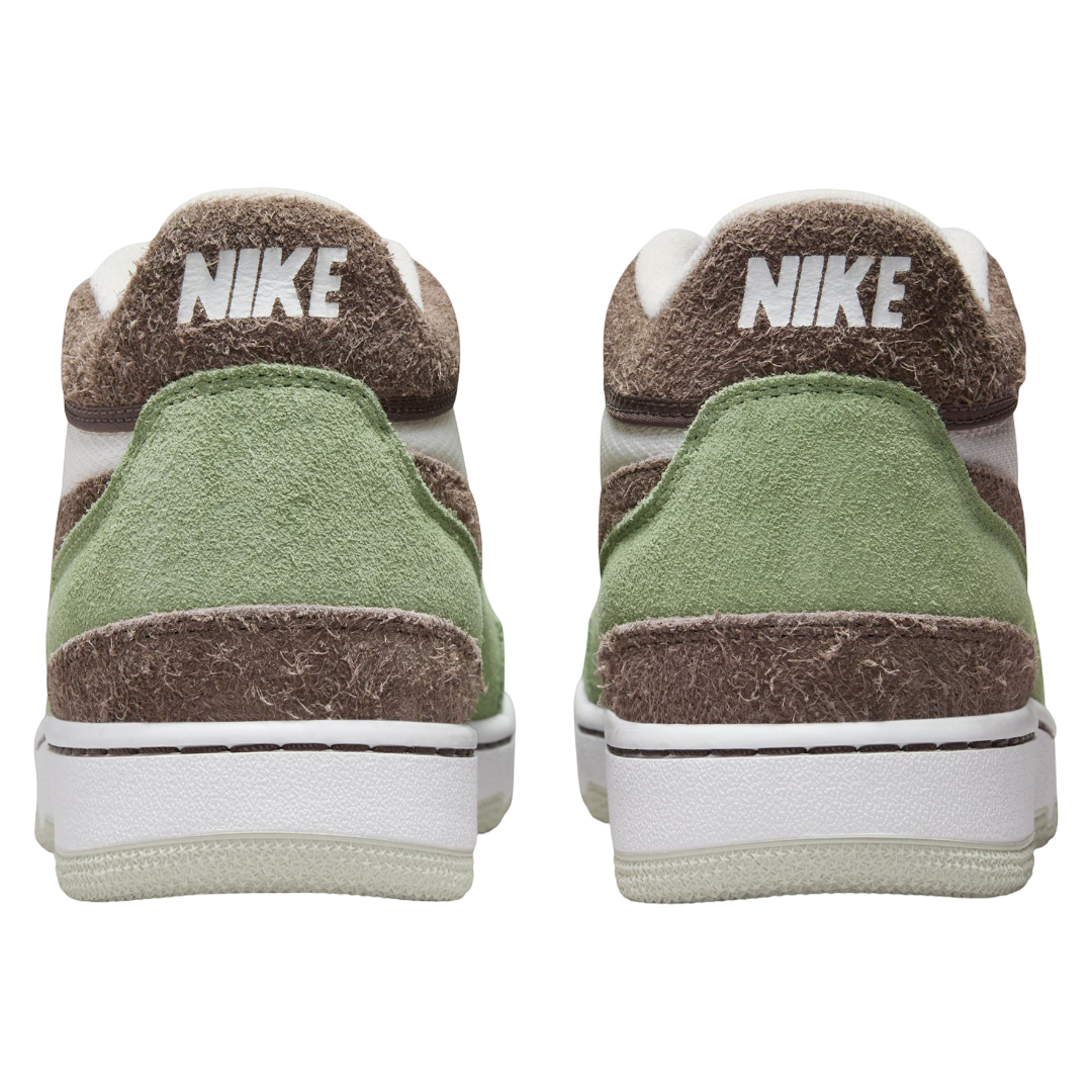 NIKE ATTACK SDE