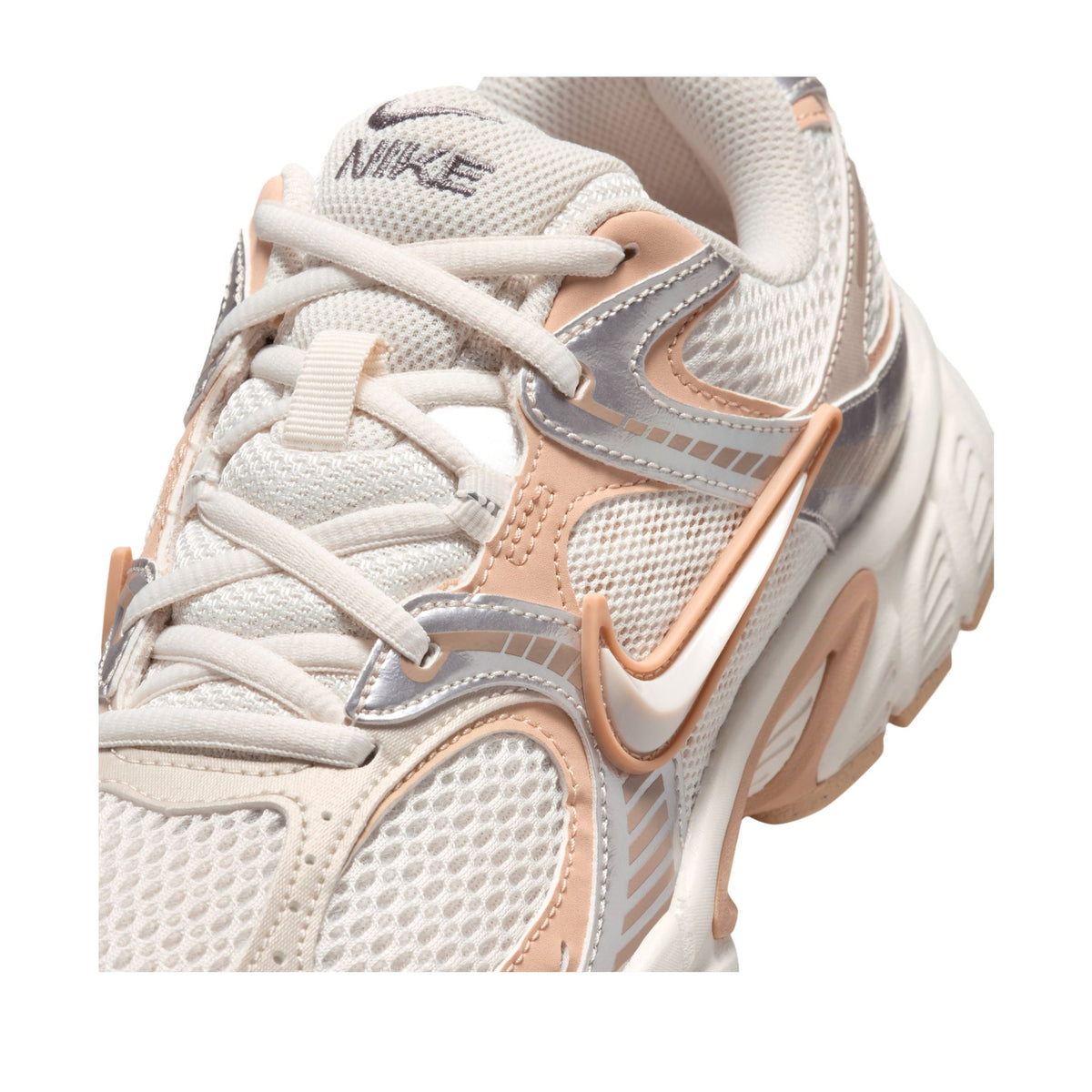 W NIKE V5 RNR
