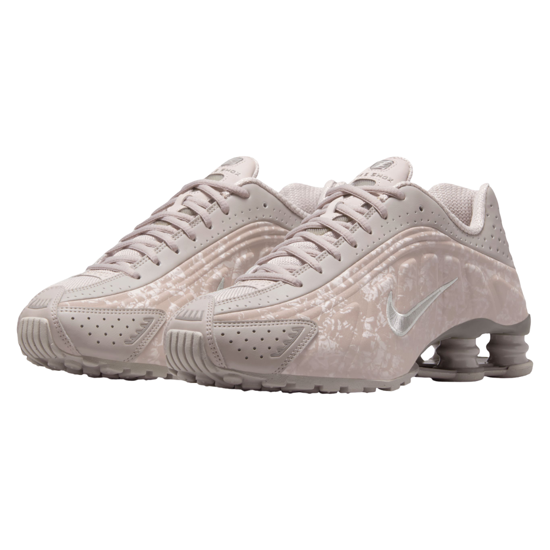 W NIKE SHOX R4 MET