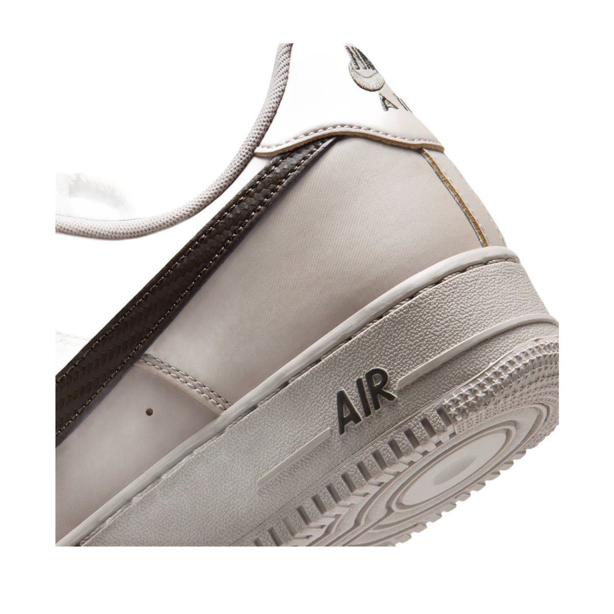 AIR FORCE 1 07 TECH ESS